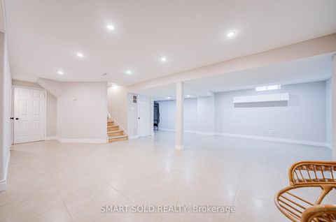 Photo 43 at 41 Carnforth Drive, Unionville, Markham