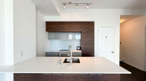 Photo 4 at 4707 - 88 Scott Street, Yonge Corridor, Toronto