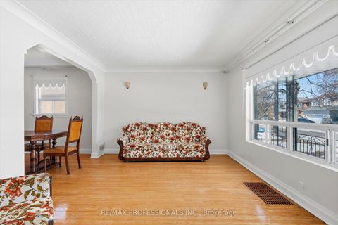 Photo 2 at 54 Culnan Avenue, City Centre West, Toronto