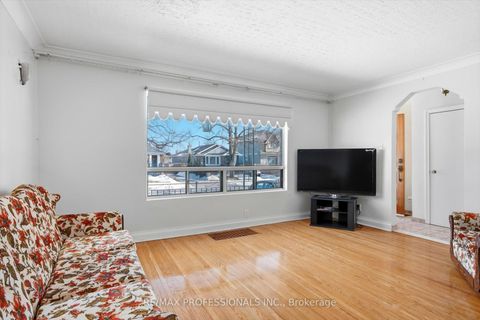 Photo 3 at 54 Culnan Avenue, City Centre West, Toronto