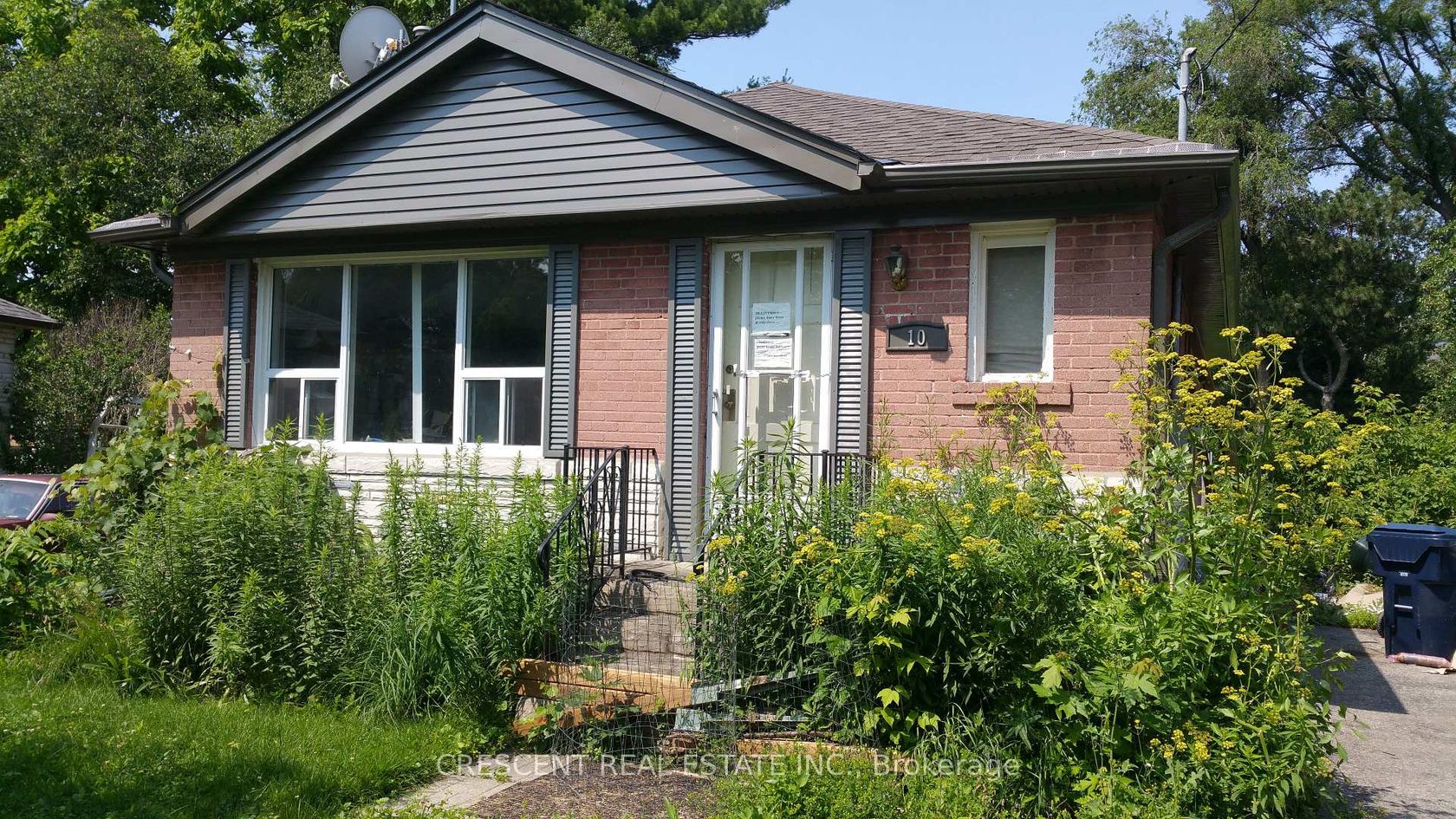 10 Shaver Court, City Centre West, Toronto 