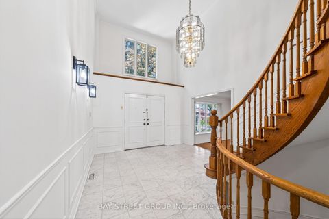 Photo 3 at 11 Riderwood Drive, Windfields, Toronto