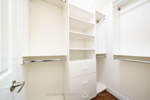 Photo 27 at 11 Riderwood Drive, Windfields, Toronto