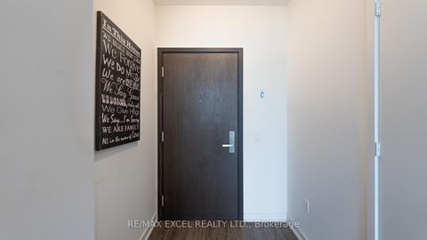 Photo 4 at 3909 - 1 Yorkville Avenue, Annex, Toronto