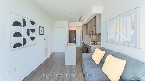 Photo 15 at 3909 - 1 Yorkville Avenue, Annex, Toronto