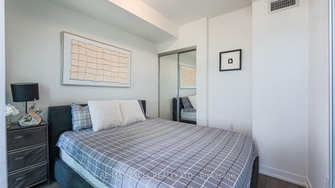 Photo 21 at 3909 - 1 Yorkville Avenue, Annex, Toronto