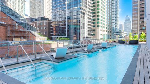 Photo 42 at 3909 - 1 Yorkville Avenue, Annex, Toronto