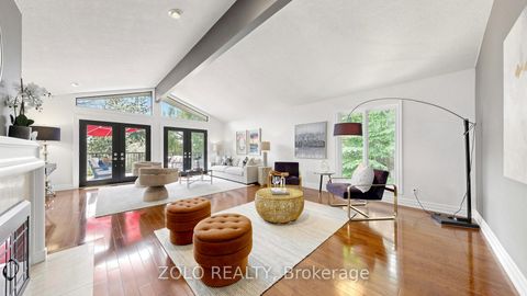 Photo 6 at 41 Meadowcliffe Drive, Cliffcrest, Toronto