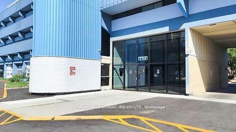 Photo 1 at 806 - 4673 Jane Street, Black Creek, Toronto