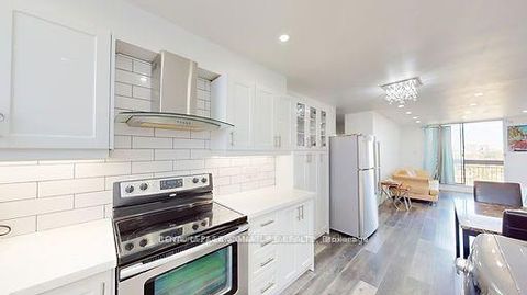 Photo 3 at 806 - 4673 Jane Street, Black Creek, Toronto