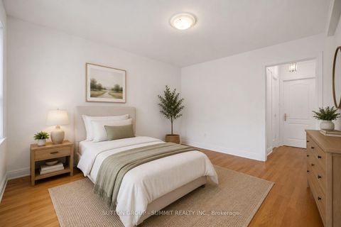 Photo 16 at 63 Chamberlain Avenue, Belgravia, Toronto