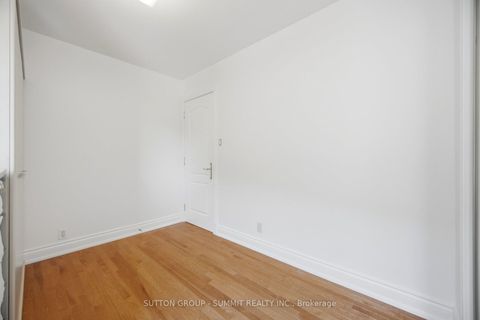 Photo 22 at 63 Chamberlain Avenue, Belgravia, Toronto