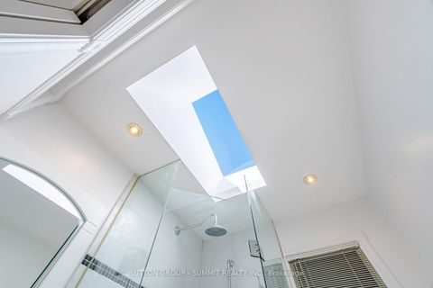 Photo 25 at 63 Chamberlain Avenue, Belgravia, Toronto