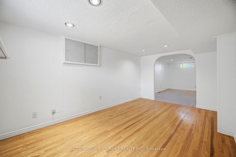 Photo 28 at 63 Chamberlain Avenue, Belgravia, Toronto