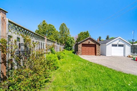 Photo 45 at 63 Chamberlain Avenue, Belgravia, Toronto