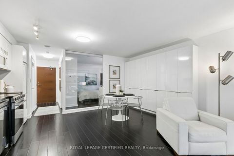 Photo 14 at 227 - 10 Capreol Court, Waterfront Communities C1, Toronto