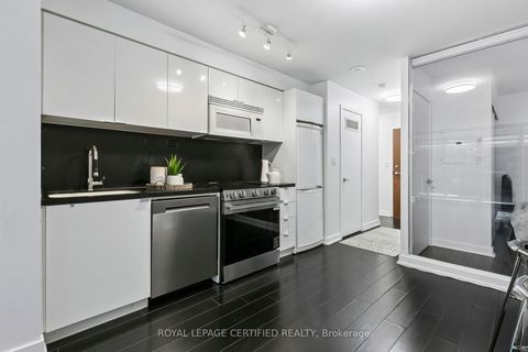 Photo 25 at 227 - 10 Capreol Court, Waterfront Communities C1, Toronto