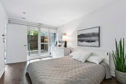 Photo 29 at 227 - 10 Capreol Court, Waterfront Communities C1, Toronto