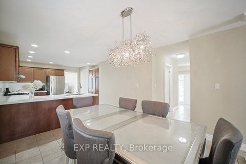 Photo 15 at 2 Carlson Place, Bowmanville, Clarington