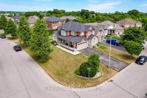 Photo 31 at 2 Carlson Place, Bowmanville, Clarington