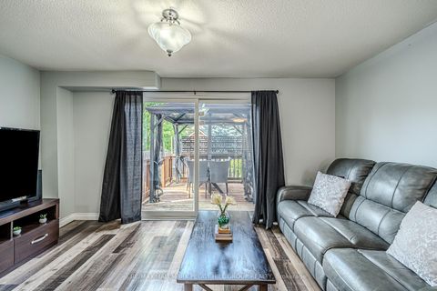 Photo 1 at 193 Nathan Crescent, Painswick South, Barrie