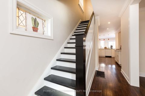 Photo 10 at 226 Hillsdale Avenue E, Mount Pleasant West, Toronto