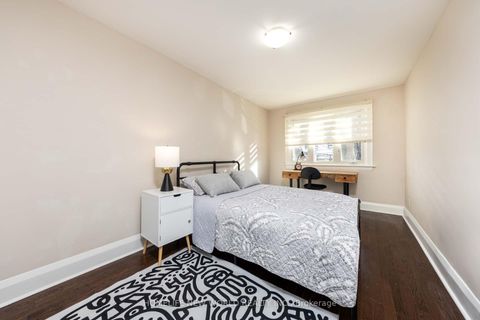 Photo 14 at 226 Hillsdale Avenue E, Mount Pleasant West, Toronto