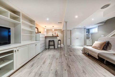 Photo 20 at 226 Hillsdale Avenue E, Mount Pleasant West, Toronto