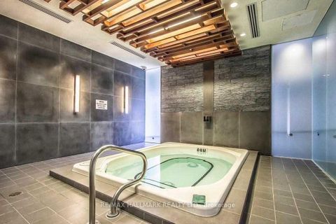 Photo 8 at 805 - 300 Front Street, Waterfront Communities C1, Toronto