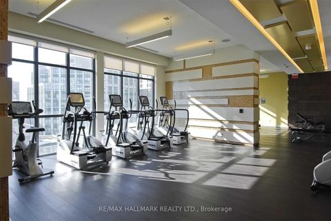 Photo 9 at 805 - 300 Front Street, Waterfront Communities C1, Toronto