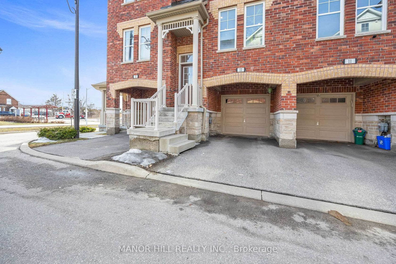 12 - 10 Porter Avenue W, West Woodbridge, Vaughan photo 0