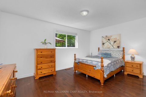 Photo 12 at 63 Masters Drive, East Bayfield, Barrie