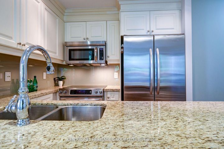 Photo 15 at 309 - 23 Rean Drive, Bayview Village, Toronto