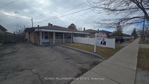 Photo 0 at 120 Duncanwoods Drive, Humber Summit, Toronto