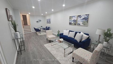 Photo 2 at 120 Duncanwoods Drive, Humber Summit, Toronto