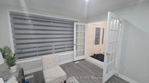 Photo 12 at 120 Duncanwoods Drive, Humber Summit, Toronto