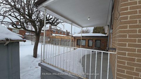 Photo 35 at 120 Duncanwoods Drive, Humber Summit, Toronto