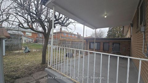 Photo 36 at 120 Duncanwoods Drive, Humber Summit, Toronto