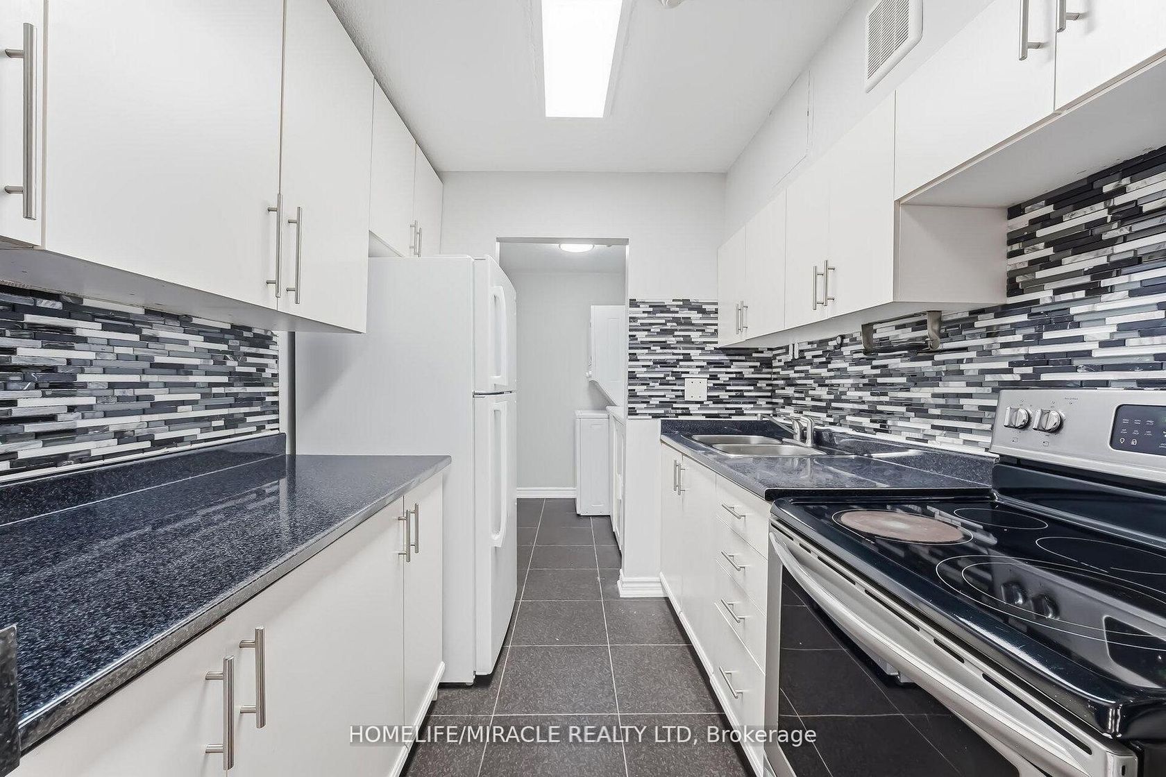 103 - 140 Ling Road, West Hill, Toronto 