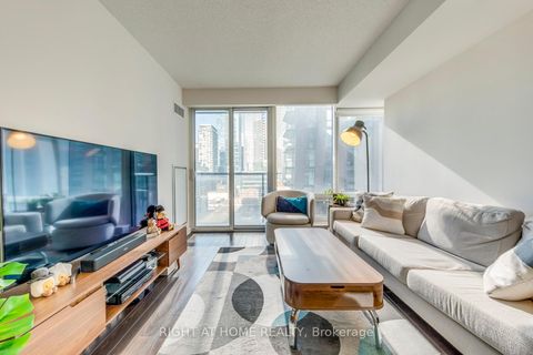 Photo 14 at 1306 - 295 Adelaide Street W, Waterfront Communities C1, Toronto