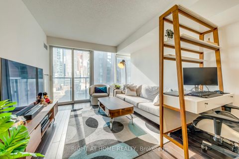 Photo 15 at 1306 - 295 Adelaide Street W, Waterfront Communities C1, Toronto