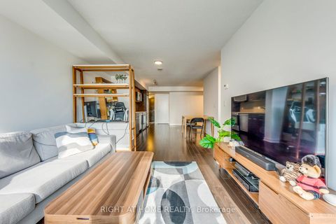 Photo 16 at 1306 - 295 Adelaide Street W, Waterfront Communities C1, Toronto