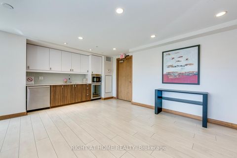 Photo 30 at 1306 - 295 Adelaide Street W, Waterfront Communities C1, Toronto