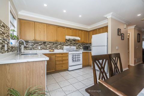 Photo 17 at 164 Jenkinson Way, Dorset Park, Toronto