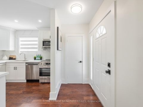 Photo 3 at 30 Japonica Road, Maryvale, Toronto