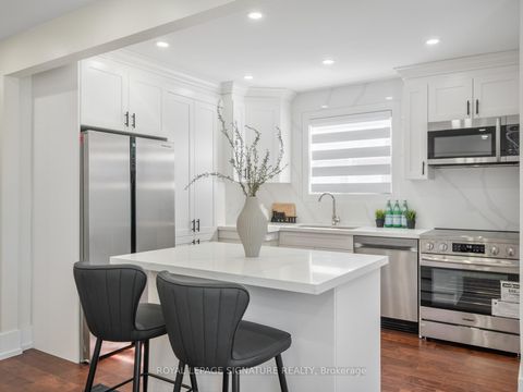 Photo 5 at 30 Japonica Road, Maryvale, Toronto