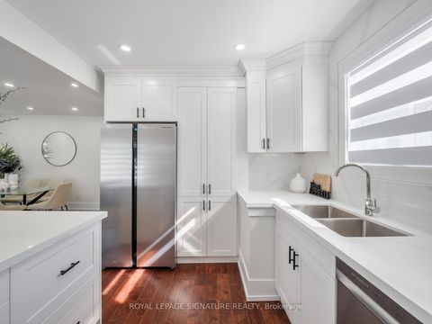 Photo 10 at 30 Japonica Road, Maryvale, Toronto