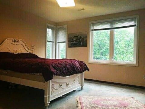 Photo 4 at 355 Patricia Avenue, Newtonbrook West, Toronto