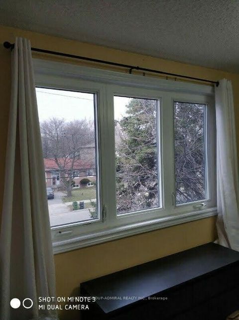 Photo 8 at 355 Patricia Avenue, Newtonbrook West, Toronto