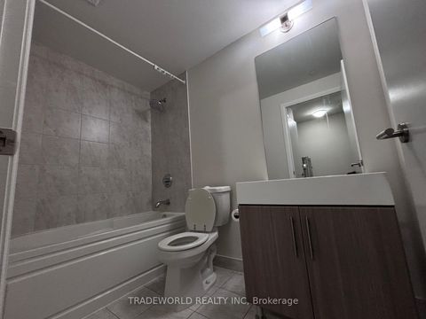 Photo 10 at 508 - 160 Vanderhoof Avenue, Thorncliffe Park, Toronto